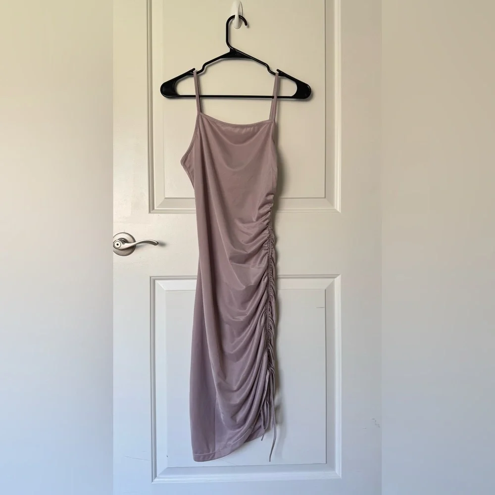 NWT Free People Intimately Talk About It Mini-To-Midi Slip-Maeve Chalk